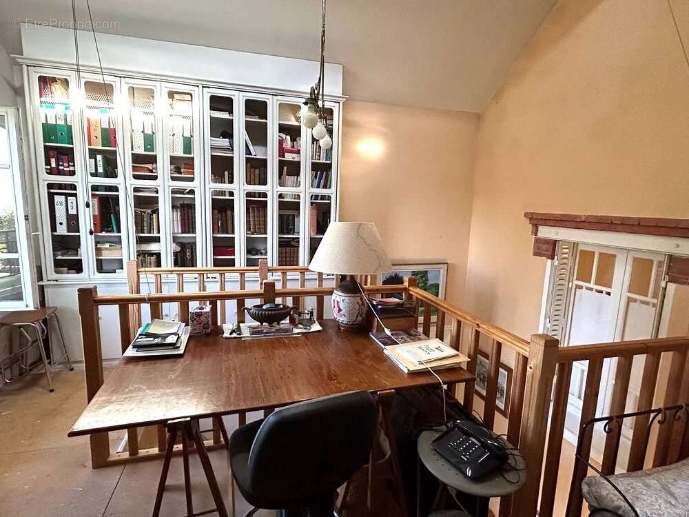 Maison à BEAUNE-LA-ROLANDE