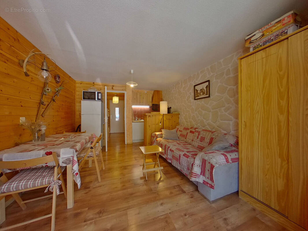 Appartement à LES THUILES