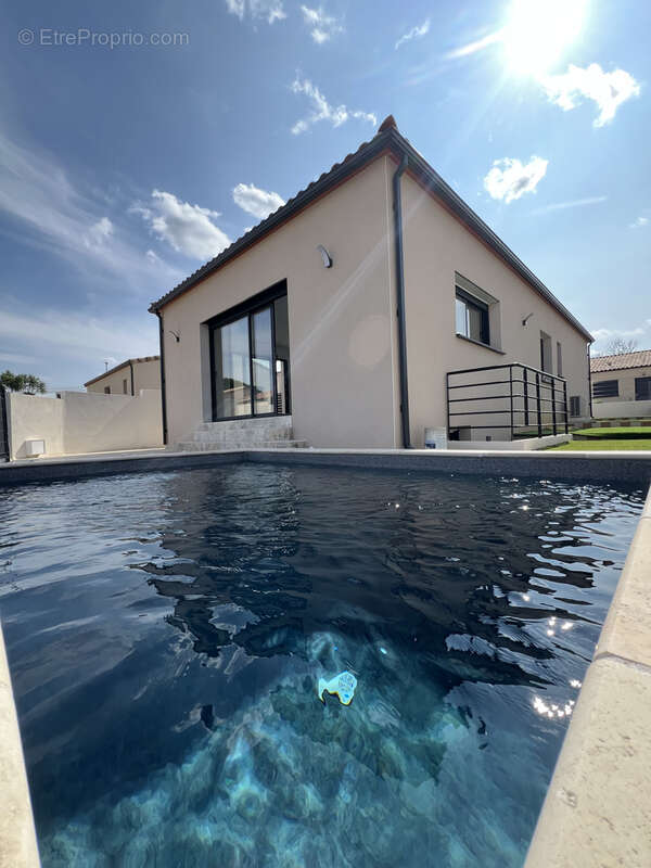 Maison à CRUZY