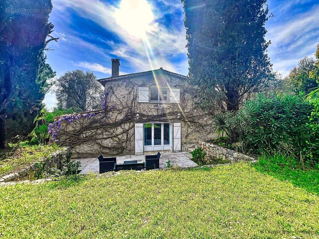 Maison à MOUGINS