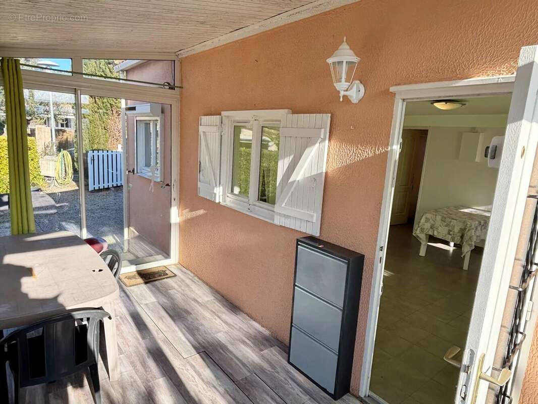 Maison à ROQUEBRUNE-SUR-ARGENS