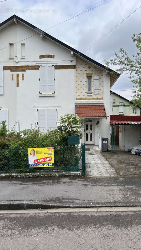 Maison à JOEUF