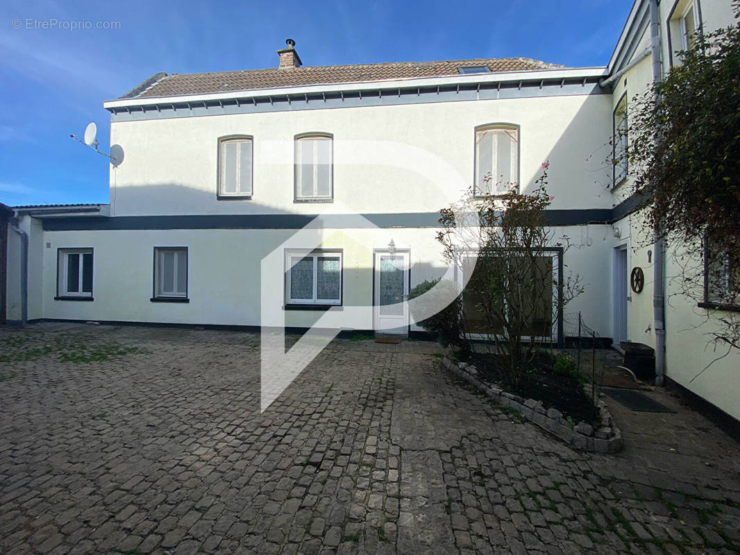 Maison à SAINGHIN-EN-WEPPES