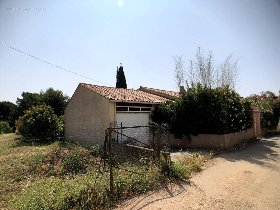 Maison à BESSAN