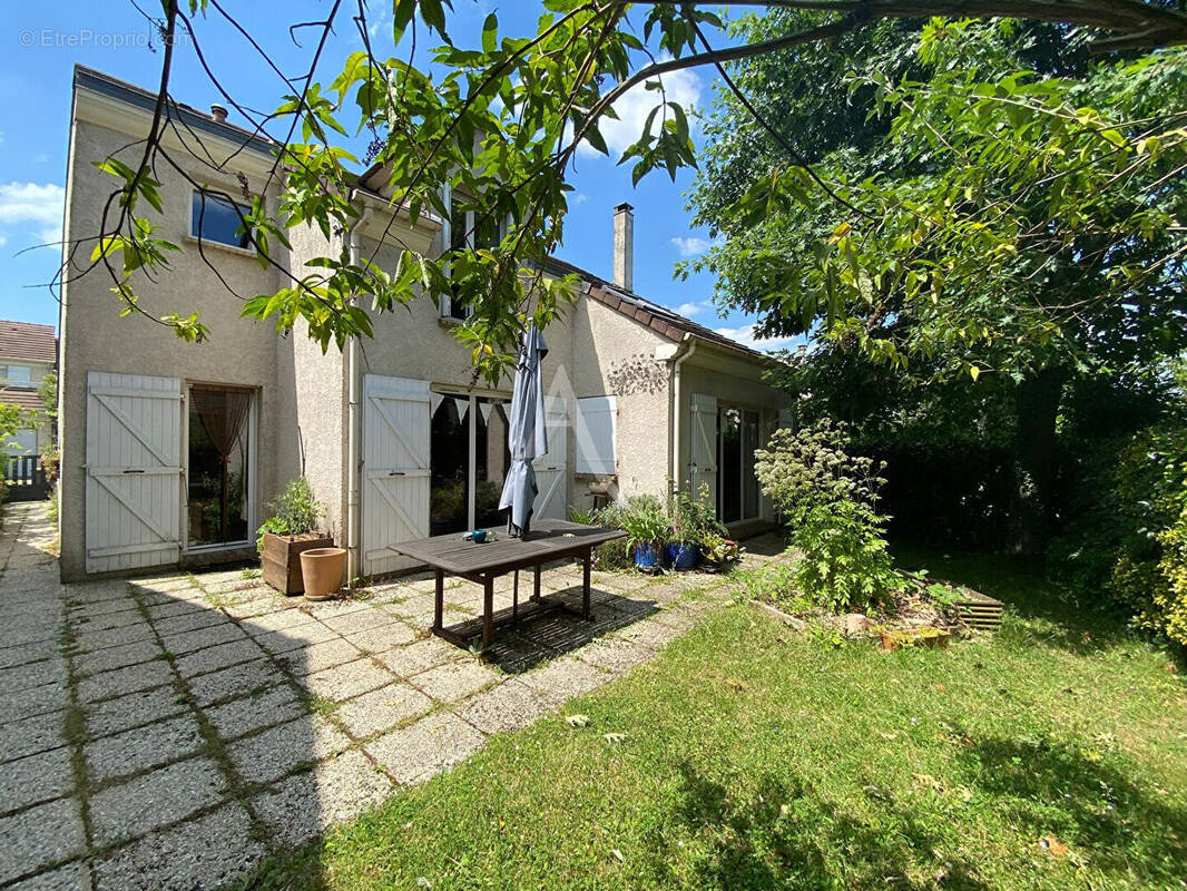 Maison à GIF-SUR-YVETTE