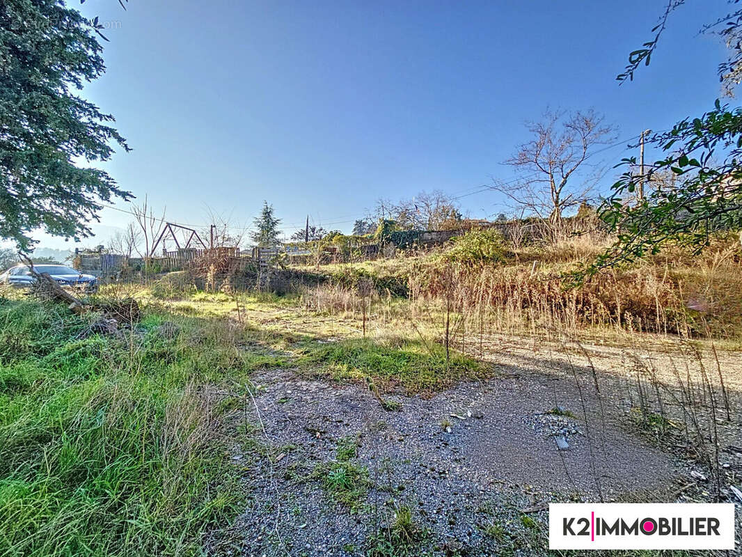 Appartement à PRIVAS
