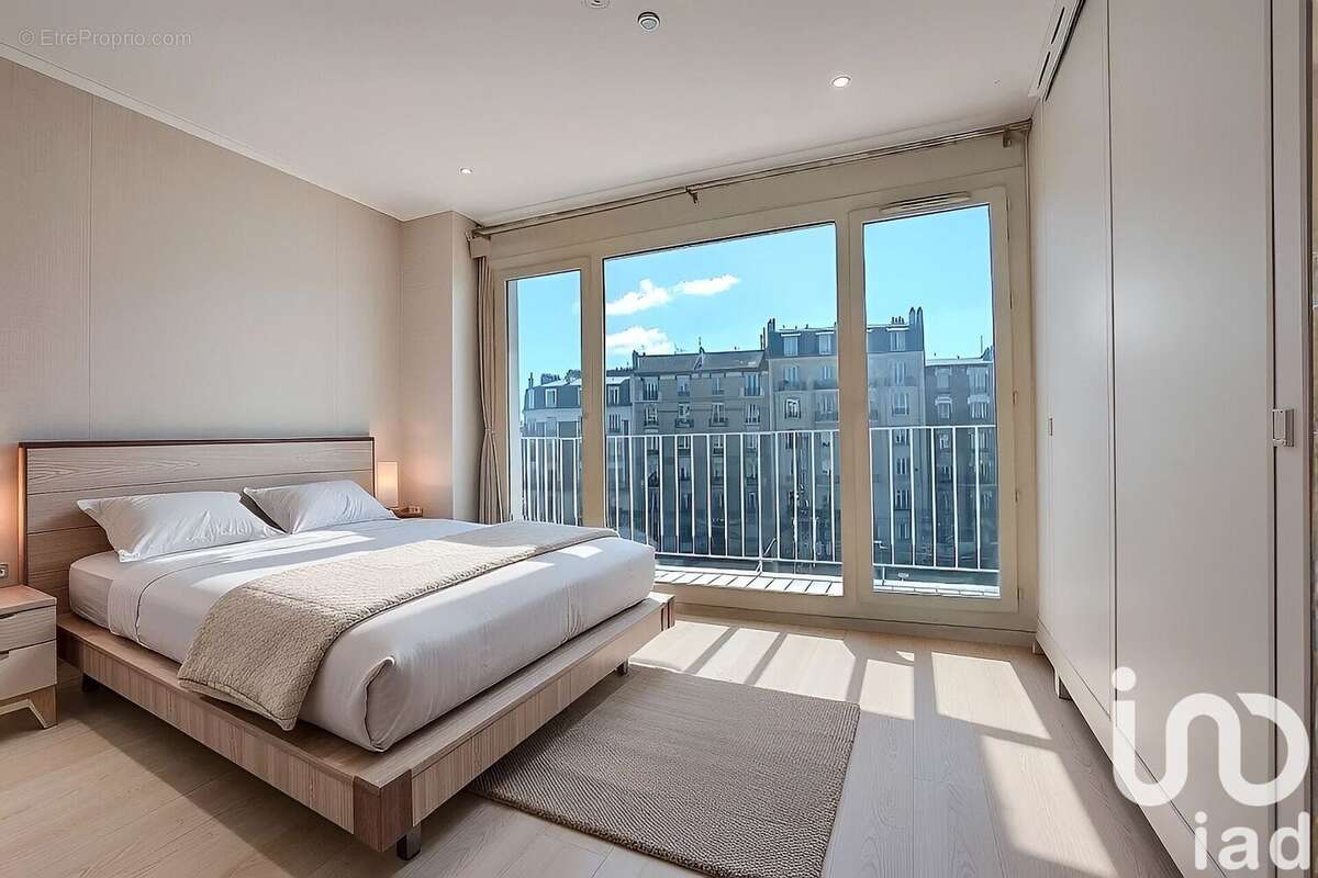 Photo 8 - Appartement à COURBEVOIE