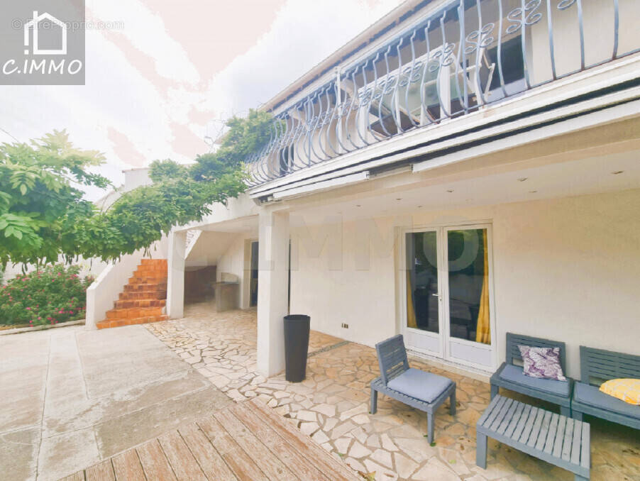 Maison à ABEILHAN