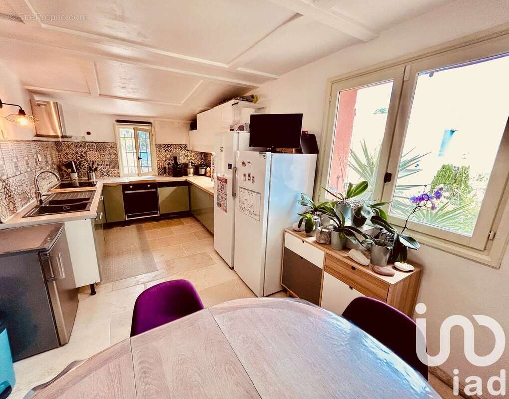 Photo 3 - Maison à ROQUEBRUNE-SUR-ARGENS