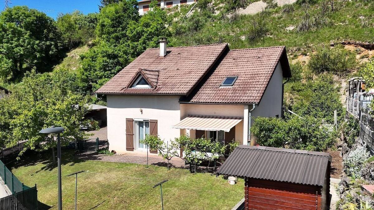 Maison à OYONNAX