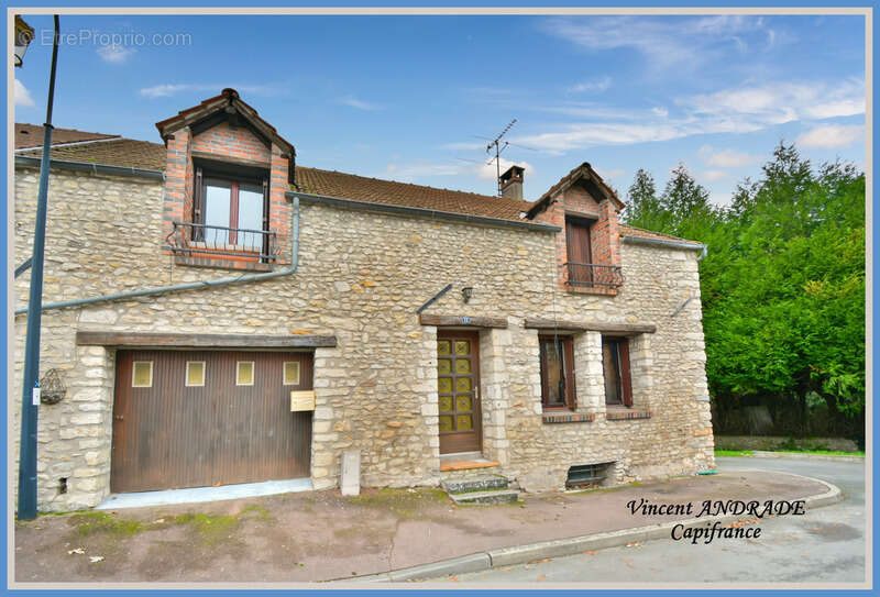 Maison à ETAMPES