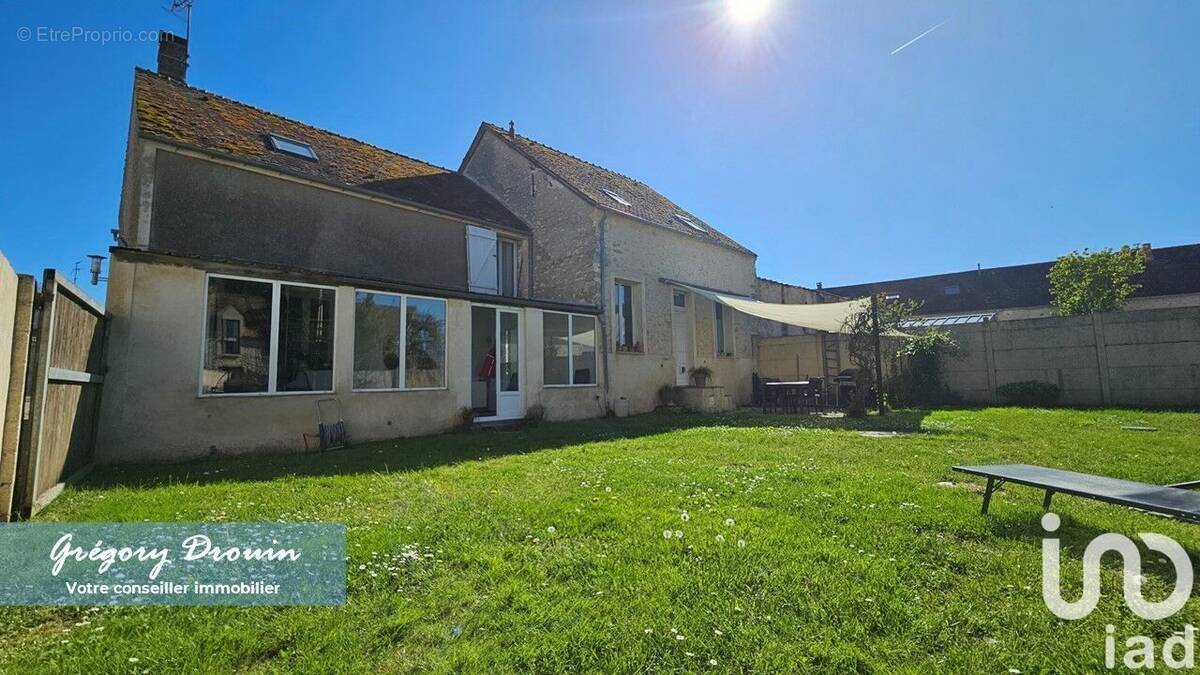 Photo 1 - Maison à LA CHAPELLE-LA-REINE