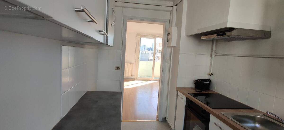 Appartement à MARSEILLE-13E
