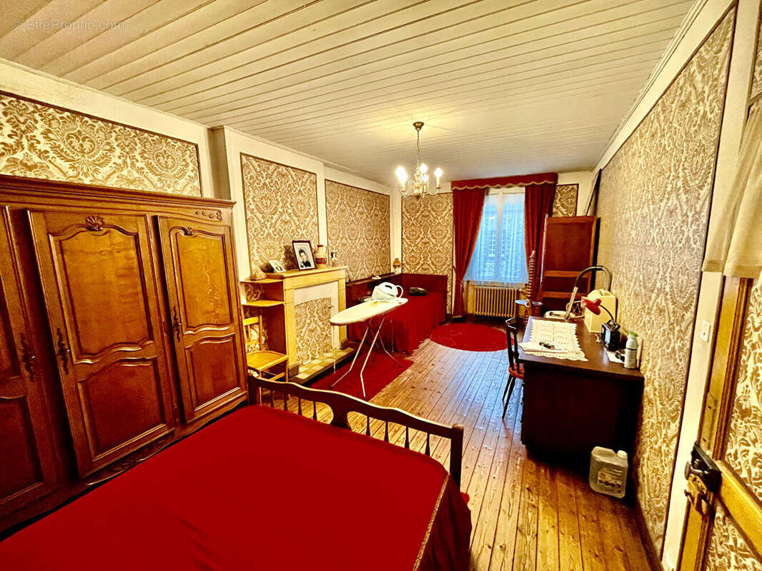 Maison à DOL-DE-BRETAGNE