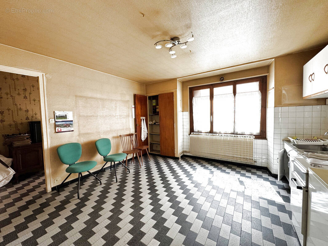 Maison à BOEGE