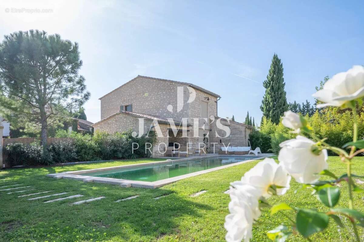 Maison à MAUSSANE-LES-ALPILLES