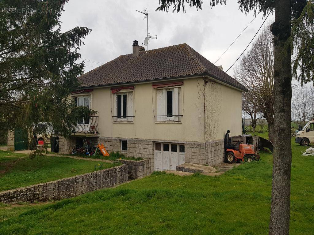 Maison à ANGERVILLE