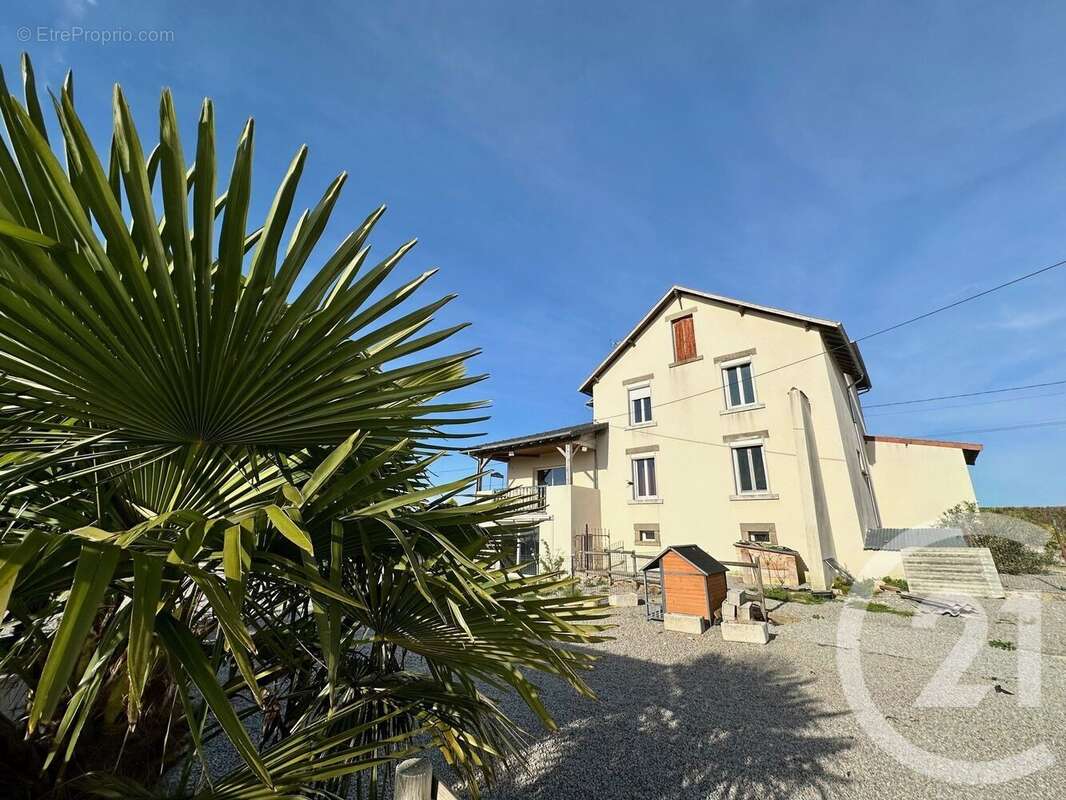 Maison à SEREILHAC