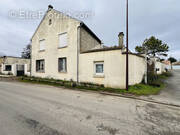 Maison à AUNEAU