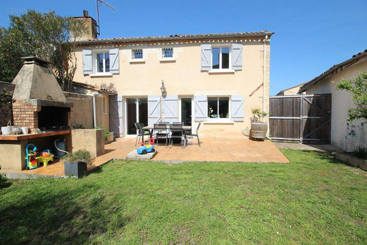 Maison à LANGON