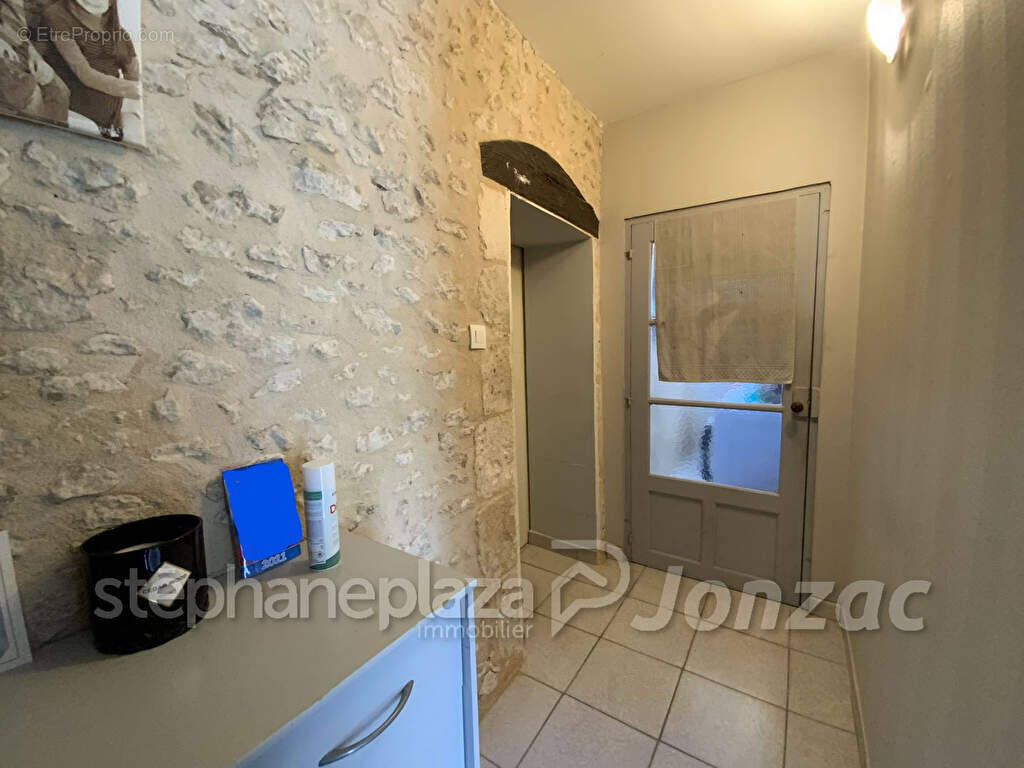 Maison à JONZAC