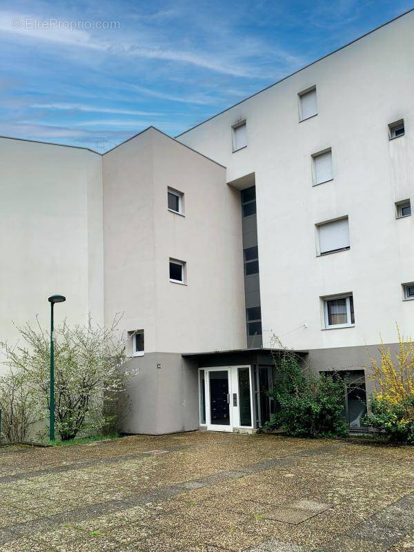 Appartement à VILLEFONTAINE