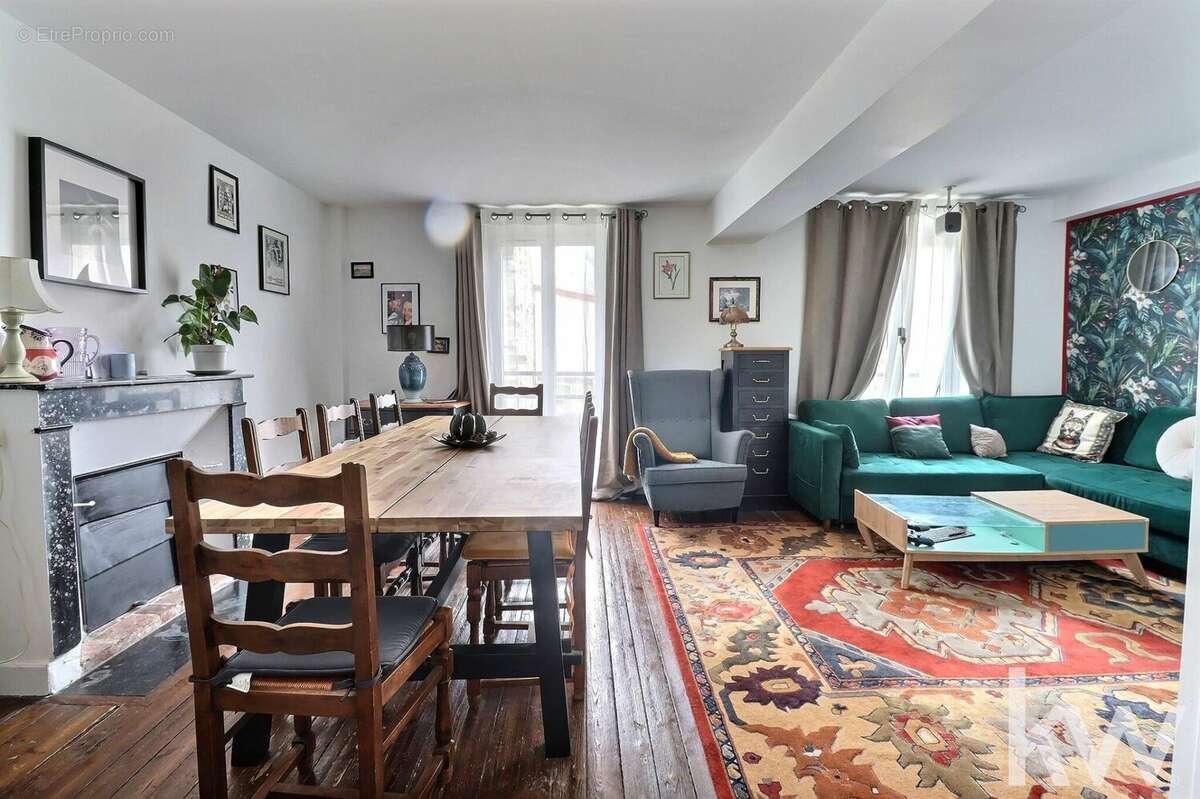 Appartement à HARDRICOURT