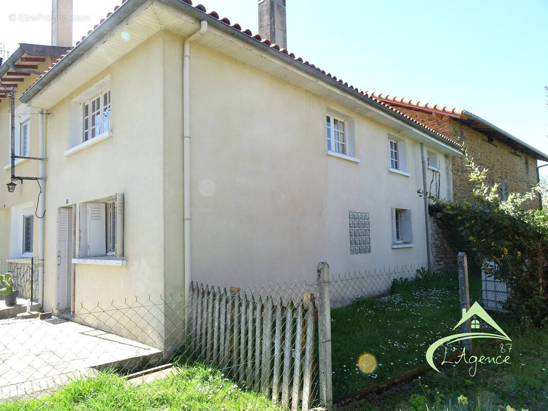Maison à ROCHECHOUART