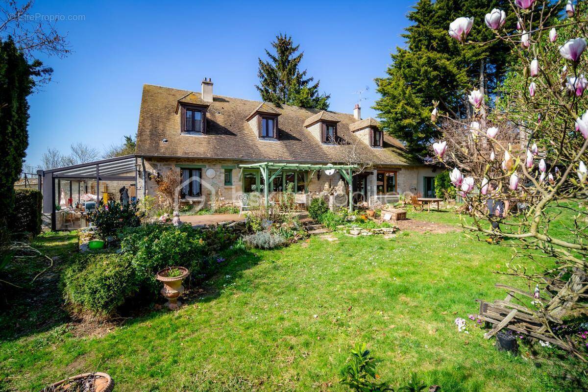 Maison à MAGNY-EN-VEXIN