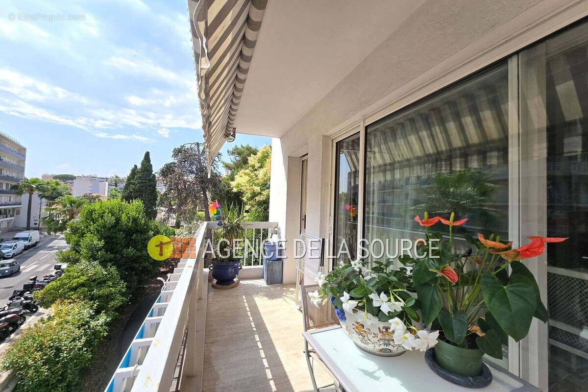 Appartement à LE CANNET