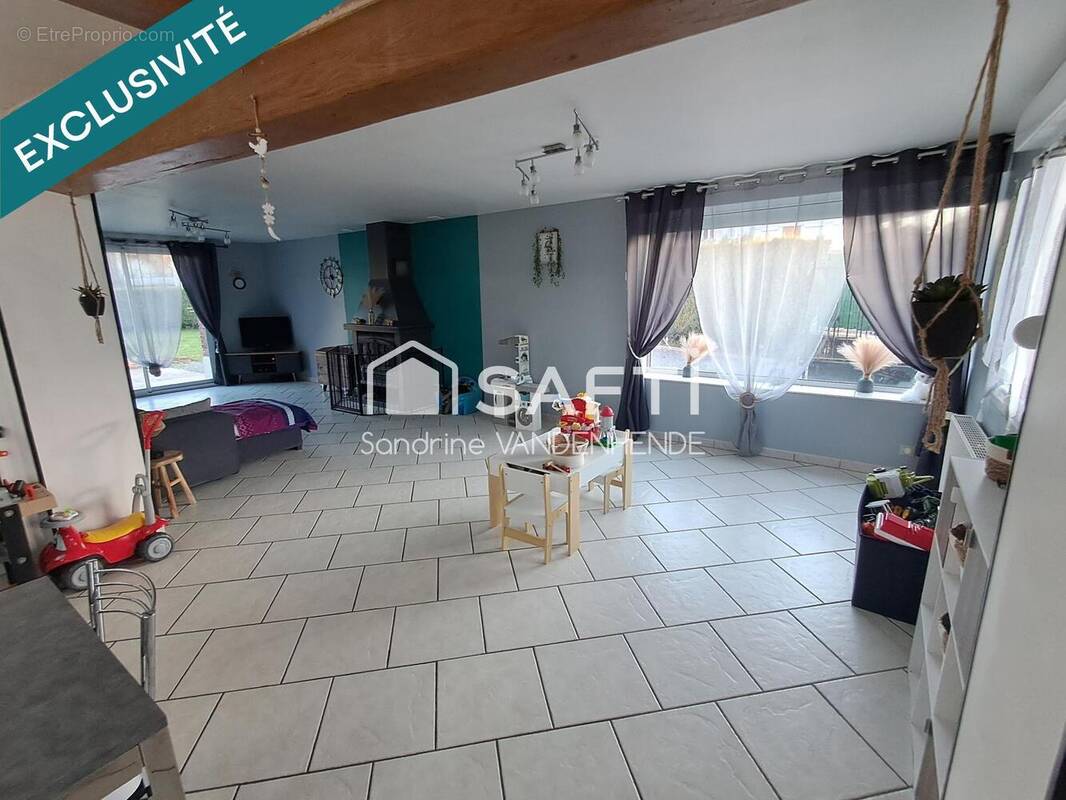 Photo 1 - Maison à AUBENTON