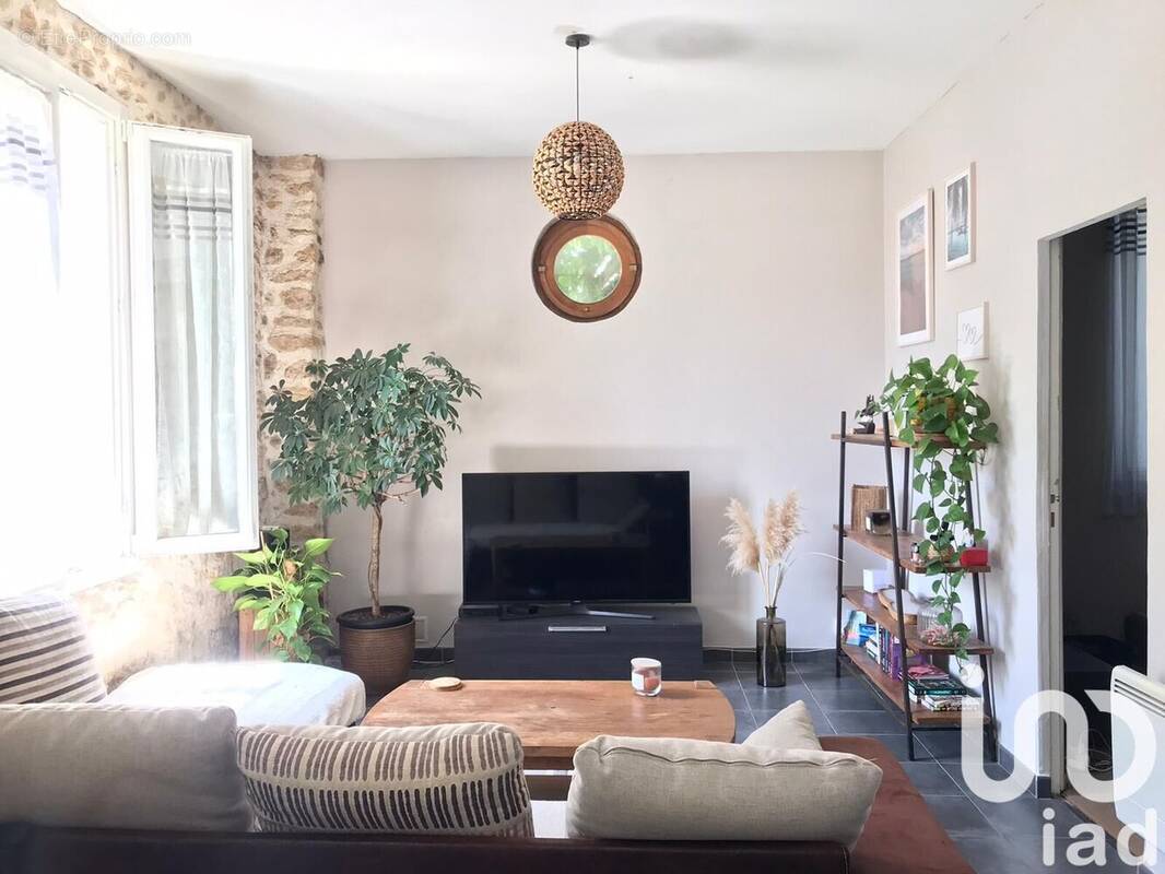 Photo 1 - Appartement à COMBS-LA-VILLE