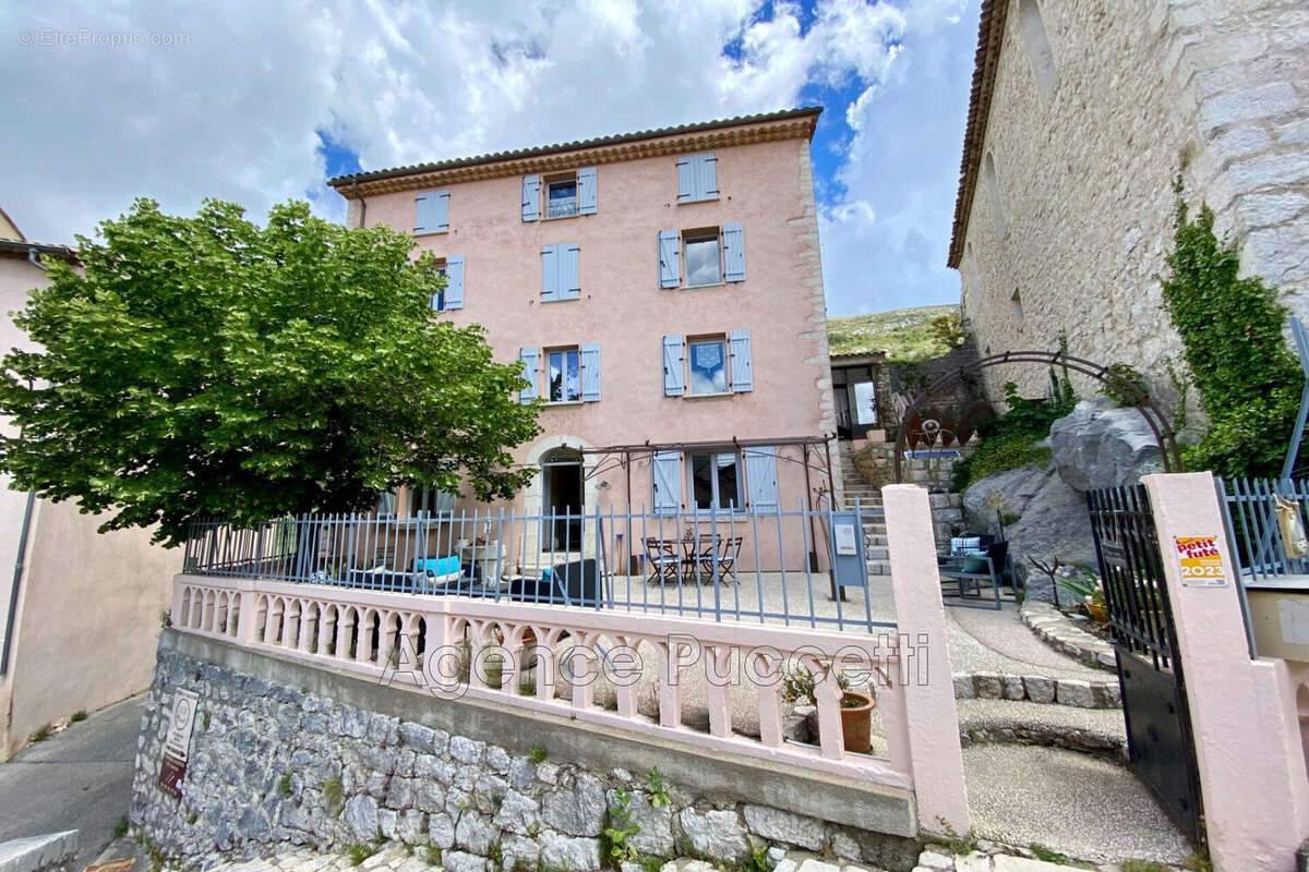 Maison à COURSEGOULES