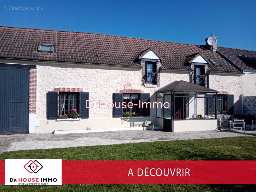 Maison à CORQUILLEROY