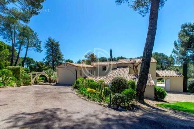 Maison à BIOT