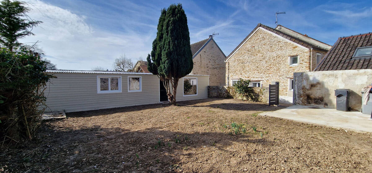 Maison à ROZAY-EN-BRIE
