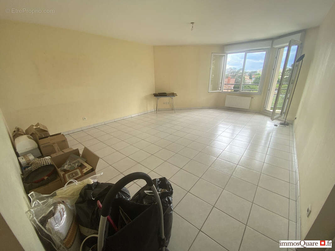 Appartement à LYON-8E