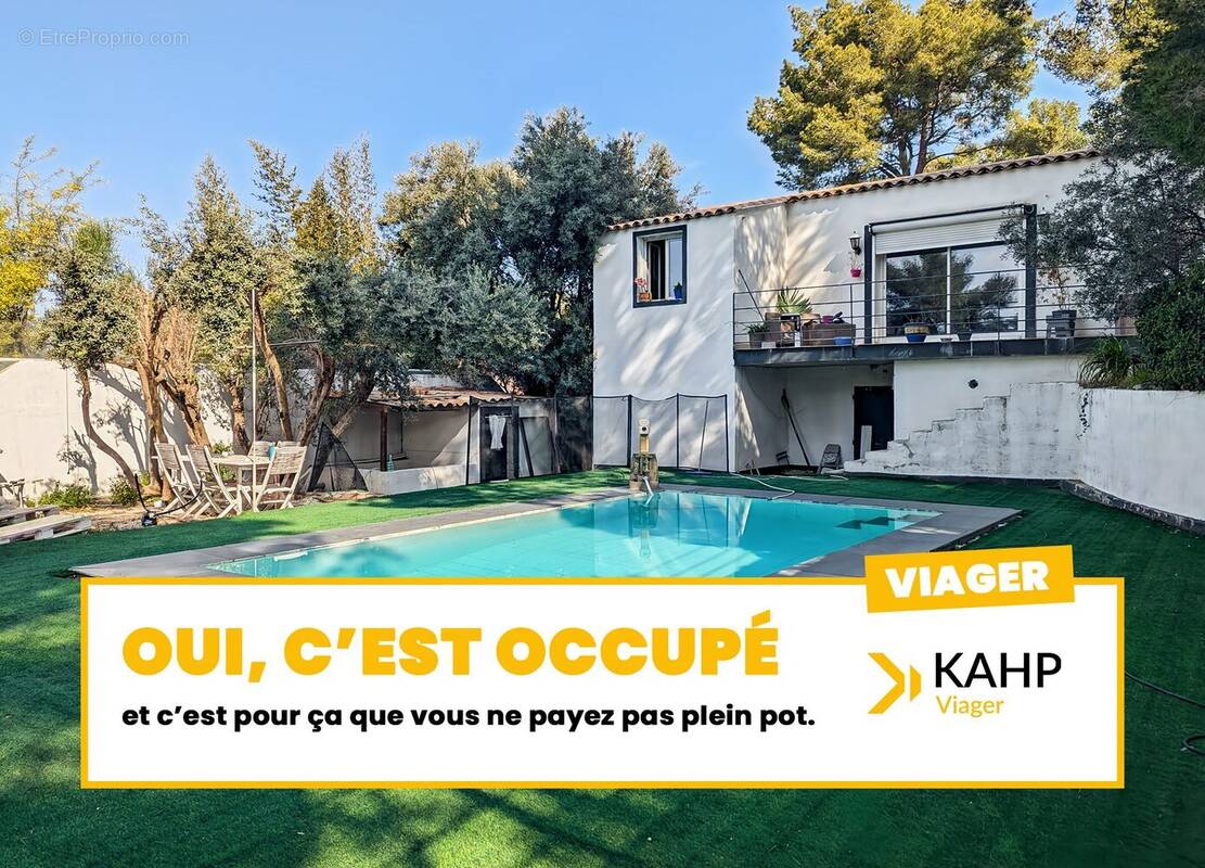 Maison à CEYRESTE