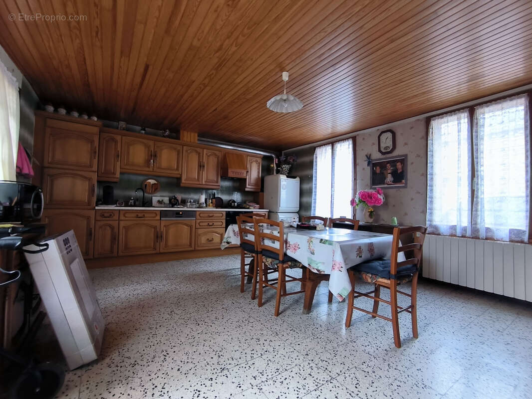 Appartement à CAUDEBEC-LES-ELBEUF