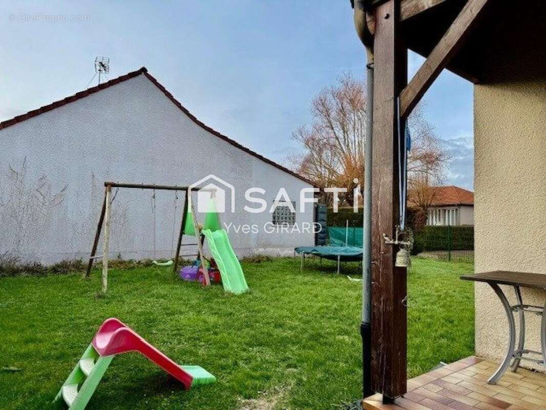Photo 2 - Maison à THIERVILLE-SUR-MEUSE