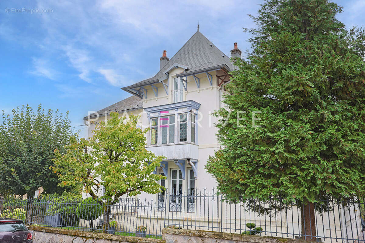 Maison à REMIREMONT