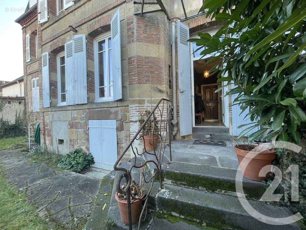 Appartement à MOULINS