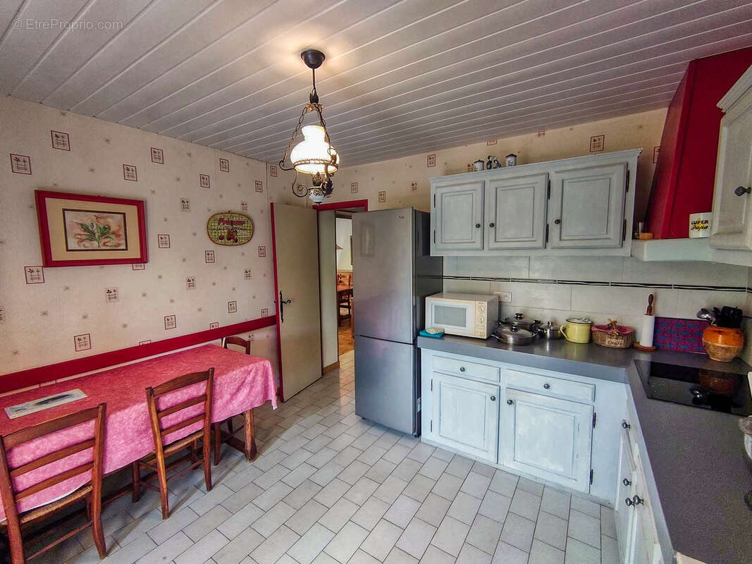 Maison à MONTCABRIER