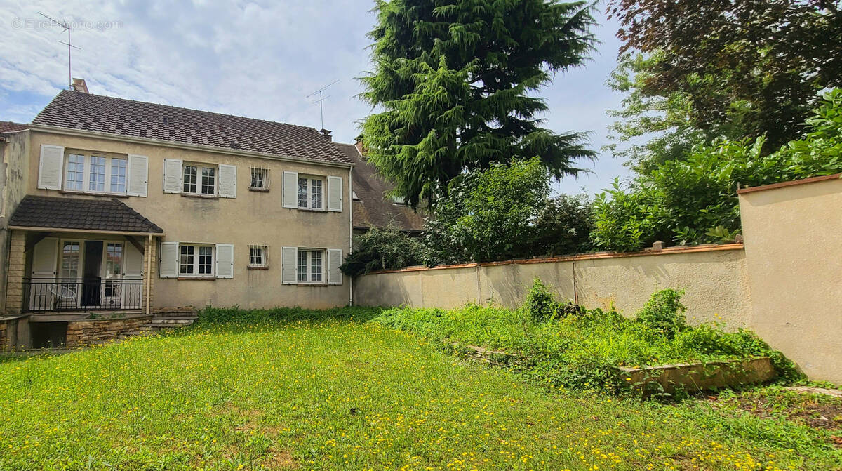 Maison à CHOISY-LE-ROI