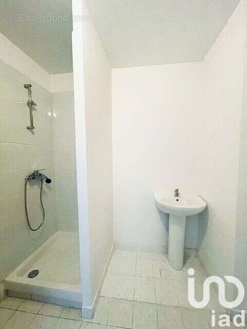 Photo 5 - Appartement à MARSEILLE-5E