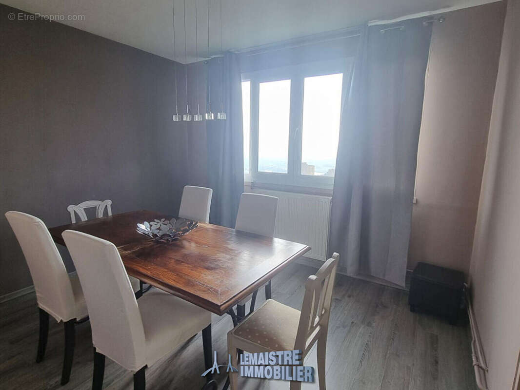 Appartement à CANTELEU