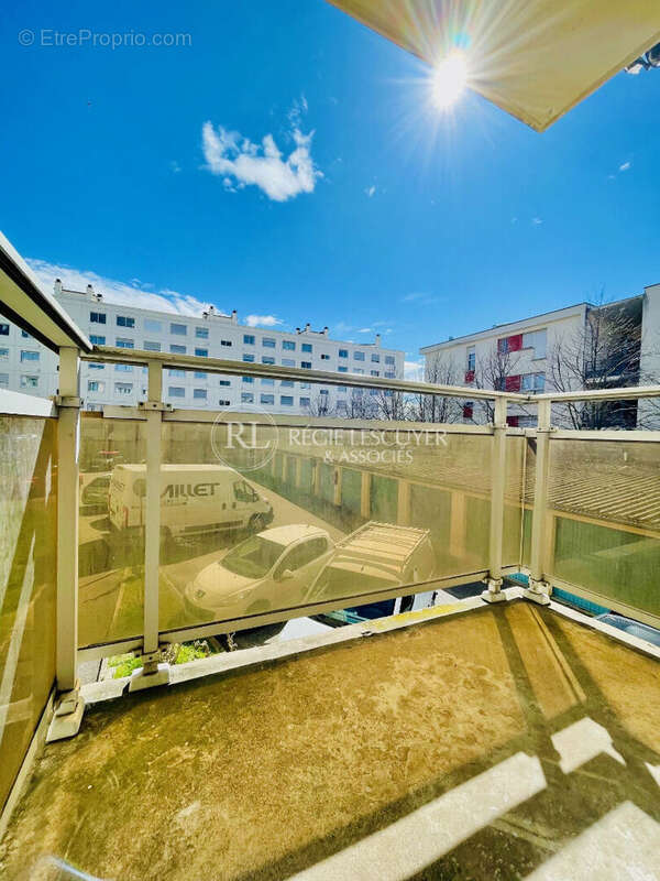 Appartement à LYON-8E