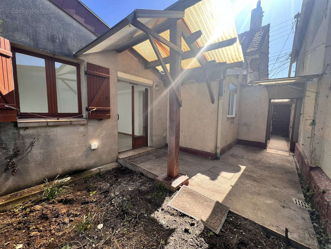 Maison à LAPUGNOY