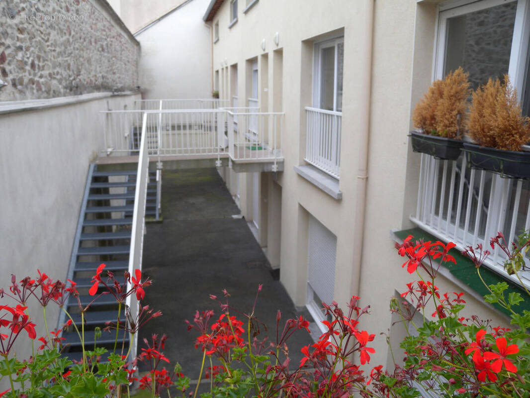 (5) - Appartement à REMIREMONT