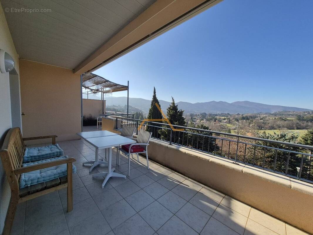 Appartement à DIEULEFIT